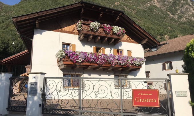 Salonetto Apartment | Luna apartment at the old barn