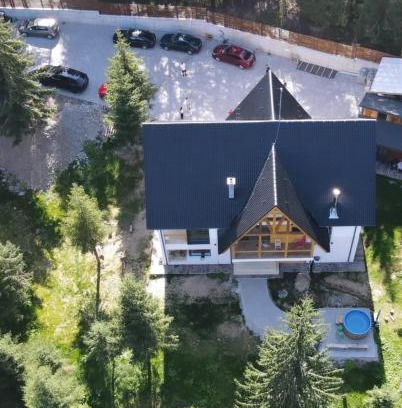 Baisoara Cabin | Luna Retreat