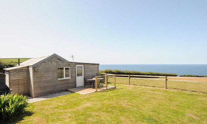 Widemouth Bay House | Lundy View Chalet