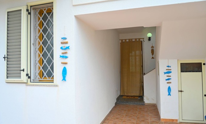 Castro Marina Apartment | LupinoHouse Accommodation Terrace SX