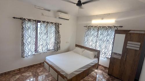 Sulthan Bathery Villa | Lush Lagoon Homestay