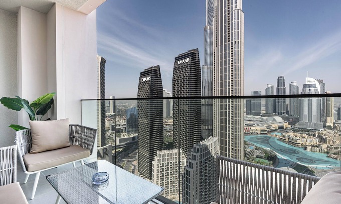 Downtown Dubai Apartment | Lux 3BHK Burj Khalifa & fountain view