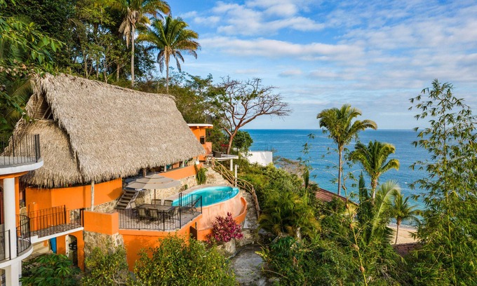Yelapa House | Lux in Yelapa, Infinity Pool, Huge Views, AC, Accommodates 8 to 10