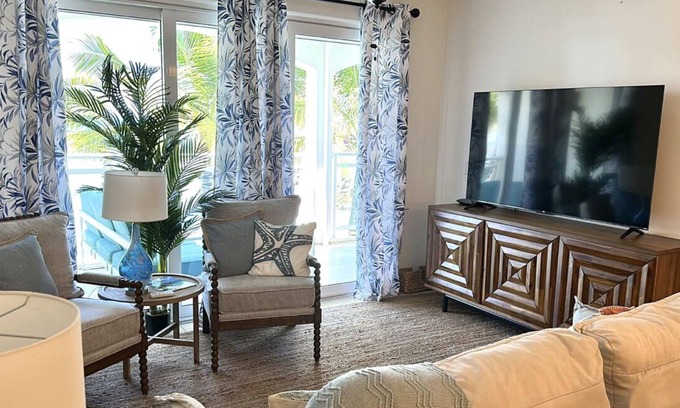 Maho Condo | Lux Maho Reef 1BR Suite - Brand New - Best Location!