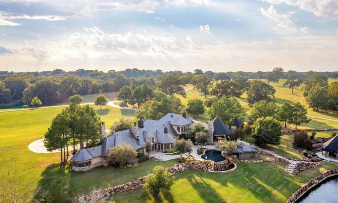 Boswell Other | LUX Ranch on 1,700 acre playground! Swim Fish Hunt