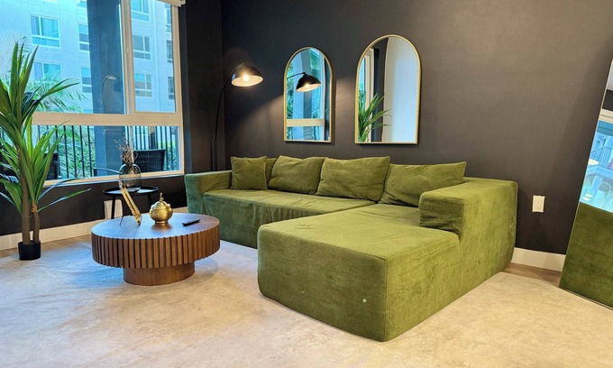 Lyon Street Apartment | Luxe Deco Haven W/Pool,Gym&Parking near Disneyland