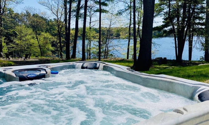 Crosslake Apartment | Luxe Haven: Luxe Lakefront Views, Relax & Escape
