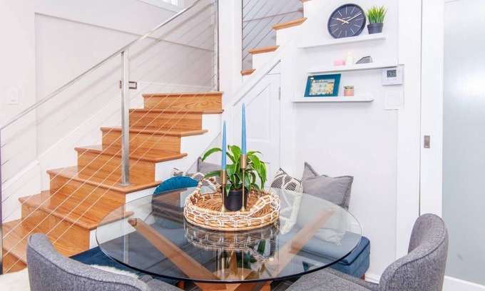 Highland Park House | Luxe Home | Near T Su