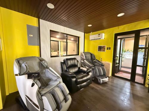 Marikina House | Luxe House of Zs