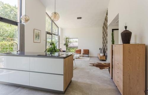 Waalre House | Luxe recreatiewoning midden in bosrijke omgeving 31L
