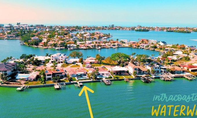 St. Petersburg - Clearwater House | Luxe Waterfront Villa: Pool, Hot Tub, Golf Cart