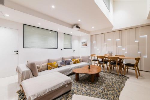 Quartier Saint-Ambroise Apartment | Luxueux appartement Cinéma quartier du marais - 8P - FLAT-GUEST