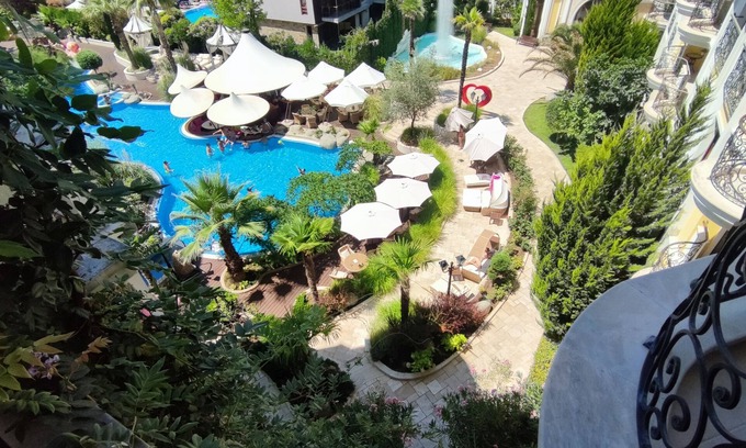 Chaika Apartment | Luxuriöse Ferienwohnung im Harmony Suites Monte Carlo am Sonnenstrand