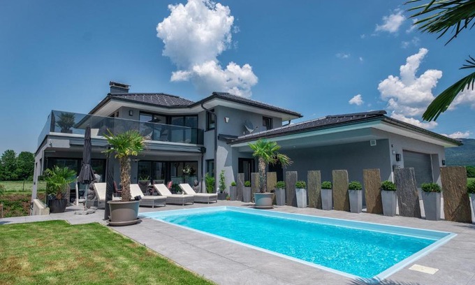 Anif Apartment | Luxuriöse Penthaus Wohnung