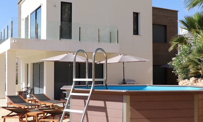 La Envia Villa | Luxurieus modern villa with pool at golfcourse at 6 km from the beach