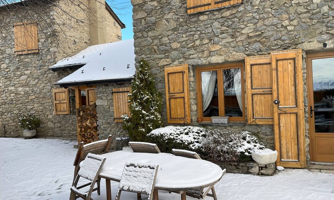 Font-Romeu-Odeillo-Via House | Luxurious Traditional Mountain House for 10 people. Meublé Tourisme 5 Etoiles