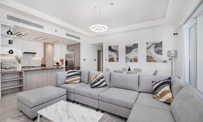 Jumeirah Lake Towers Apartment | Luxurious 3Bedroom Apartment