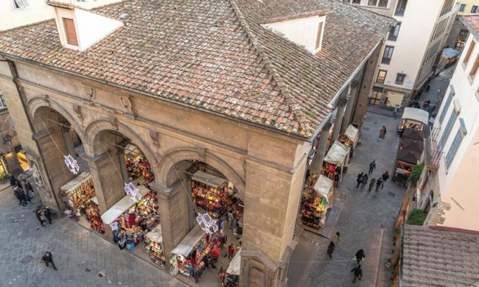 San Giovanni Apartment | Luxurious 4-Bedroom Apartment in Florence’s Historic Heart