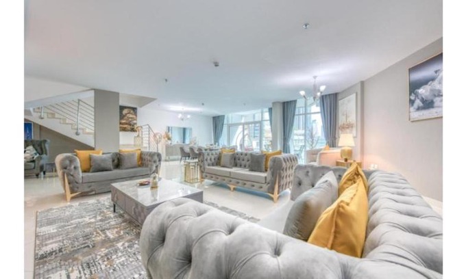 Dubai Marina Apartment | Luxurious 4-Bedroom Duplex VILLA Apartment near JBR
