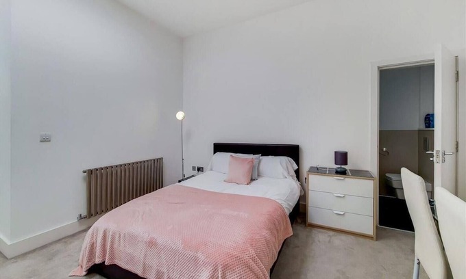 Islington Apartment | Luxurious 4-Bedrooms Apartment in Central London