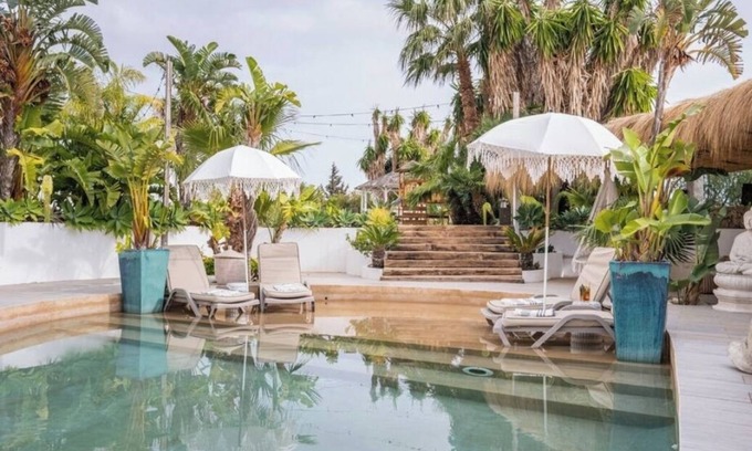Benalmadena Resort | Luxurious 6-bedroom private resort, Amazing Pool/Bar and Bodega Benalmádena