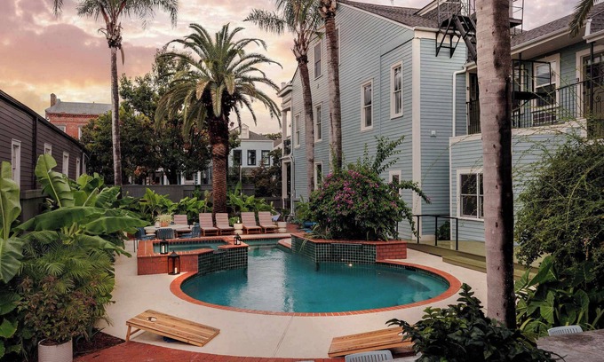 Lower Garden District Bed & Breakfast | Luxurious 9BR Inn | Heated Pool & Spa