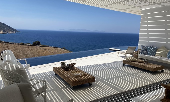 Antiparos Villa | Luxurious Antiparos Villa with Infinity Pool and Stunning Sea and Sunset views