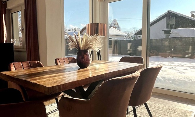 Prien am Chiemsee Apartment | Luxurious Apartment "Mountain View & Garden"