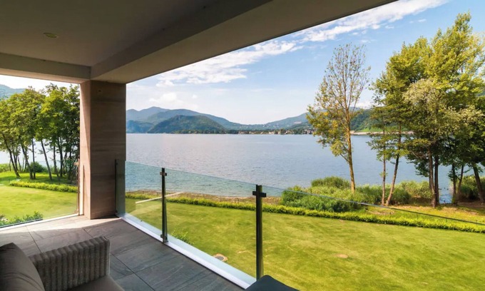 Collina d'Oro Apartment | Luxurious Apartment at the Shore of Lake Lugano