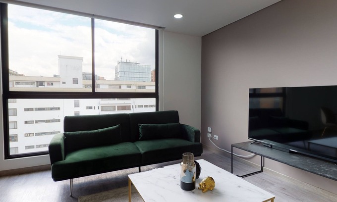 Calle 100 Apartment | LUXURIOUS APARTMENT NEAR UNICENTRO - TWO ROOMS