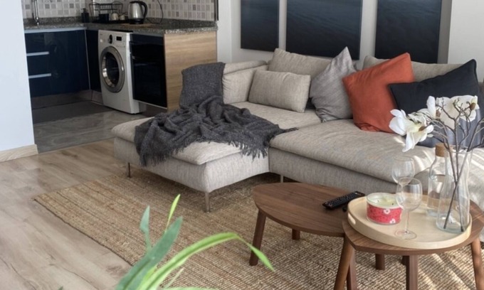 Esenyurt House | Luxurious apartment with swimming pool