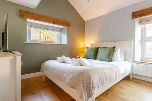 Tideswell House | Luxurious Cosy Cottage