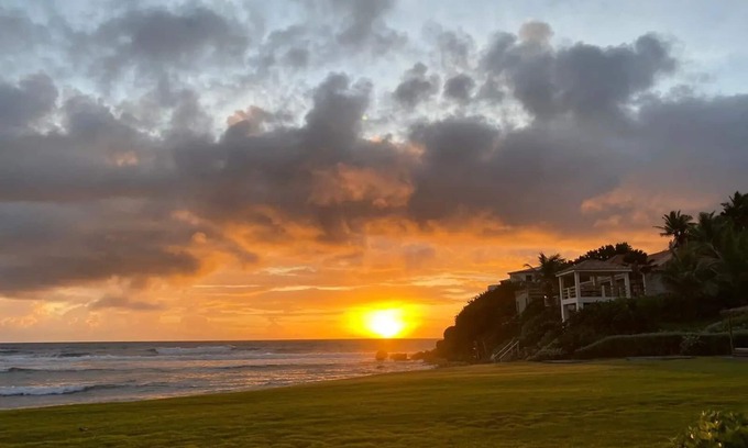 Oyster Pond Resort | Luxurious Dawn Beach Club Condo - 3 bedroom - 2 bath in St Maarten.