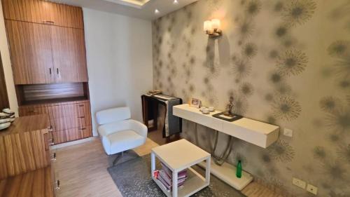 Mohangarh Apartment | Luxurious Guest Suits in Lucknow