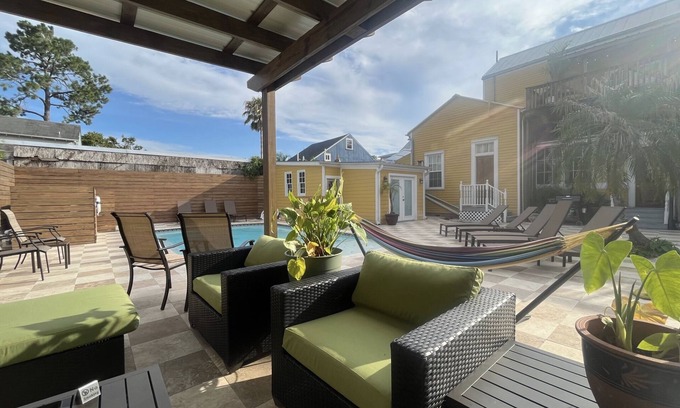 Faubourg Marigny Bed & Breakfast | Luxurious home blocks from the French Qtr with heated pool, hot tub.