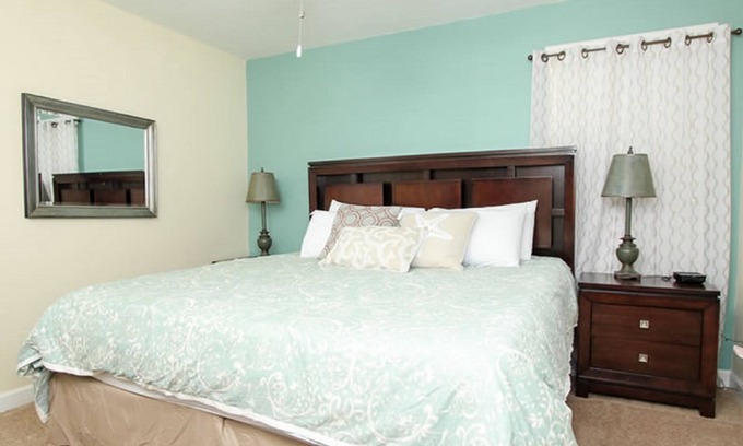 Doral Apartment | Luxurious, Hot Tub, close to everything, Gym, Super Clean, Spotless, nite life