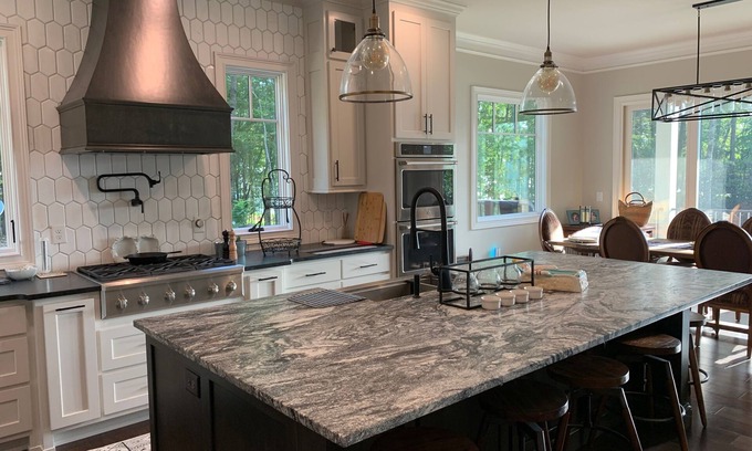 Lake Oconee House | Luxurious Lake Oconee Family Getaway!