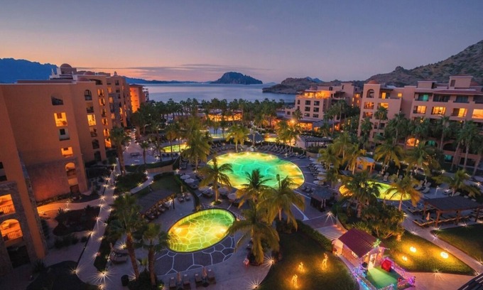 Nopolo Apartment | Luxurious Loreto Paradise with Unmatched Scenic Views