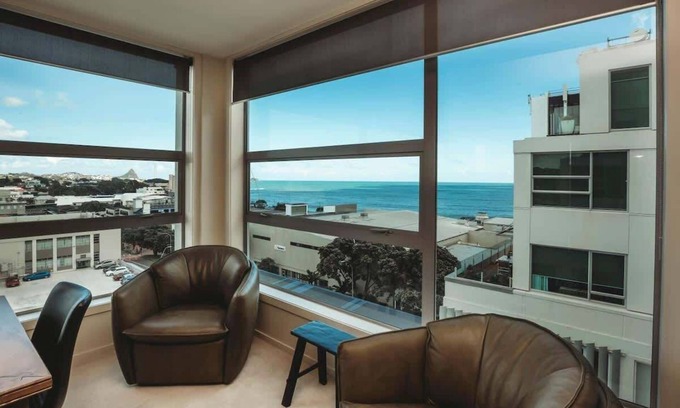 New Plymouth CBD Apartment | Luxurious Penthouse with Stunning Views