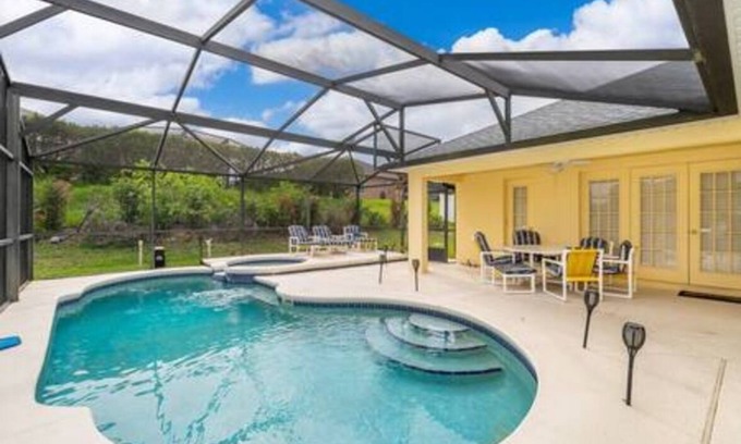 Tuscan Ridge House | Luxurious Relaxing Retreat