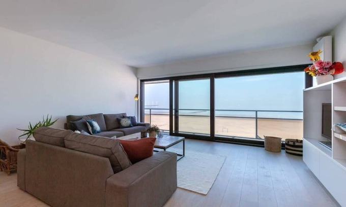Duinbergen Apartment | Luxurious Sea View Apartment in Knokke-Heist