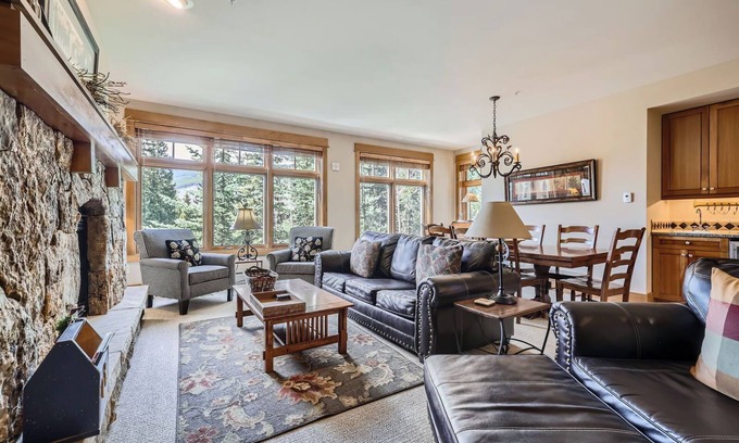River Run Condo | Luxurious Ski-In/Ski-Out Condominium in the Heart of Mountain Paradise