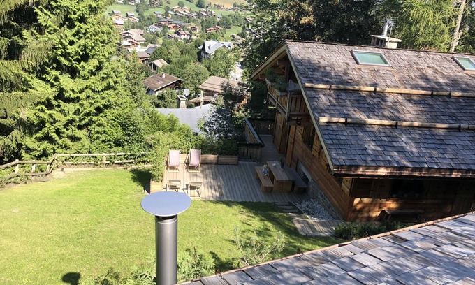 Megeve Ski Chalet | Luxurious Small Family Chalet