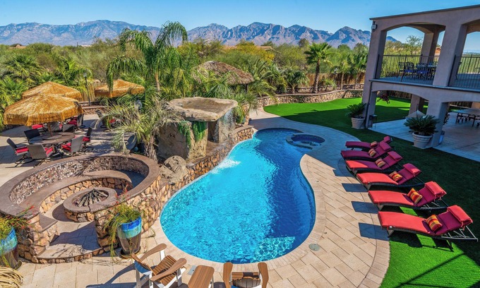 Tortolita Villa | Luxurious Villa Paradiso, Luxurious Villa-6,600 SF, 3.3 Acres, Theater-2 Primary Suites