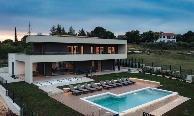 Rasa Villa | Luxurious villa with pool in Sveti Bartul