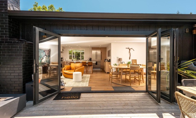 Geyserville House | Luxurious Wine Country Oasis | A Wine Country Escape