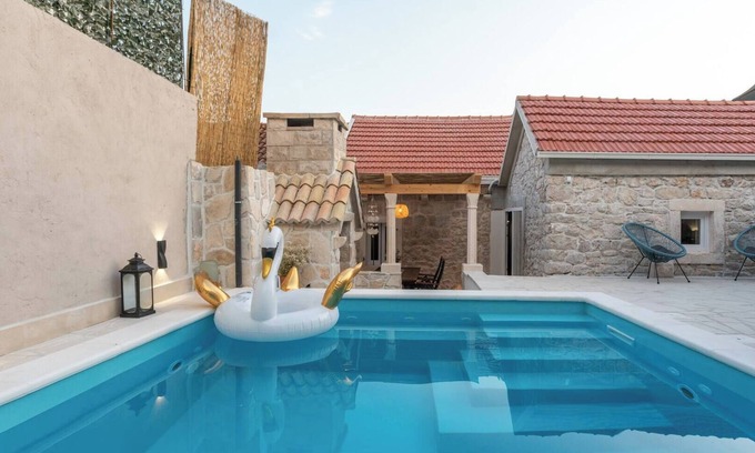Orebic Villa | Luxuriously equipped holiday home