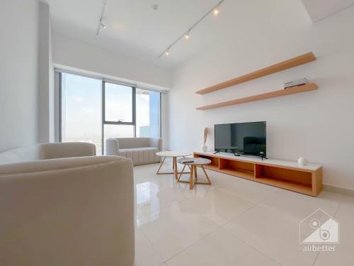 Dubai Apartment | Luxury 1B with balcony in Blue Wave Tower Dubai