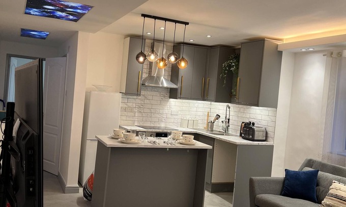 Sutton Coldfield Apartment | Luxury 2 Bed Apartment in Royal Sutton Coldfield