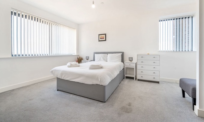 Erdington Apartment | Luxury 2 bed apartment 10 mins to Bham City Centre
